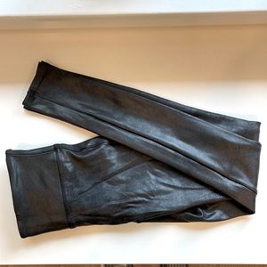 Like NEW Spanx Faux Leather leggings Size XS/TP